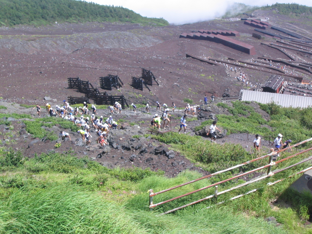 2006年7月28日に行われた「富士登山競争」①